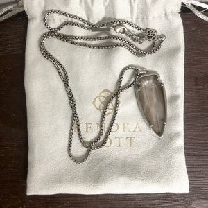 Kendra Scott Arrowhead necklace